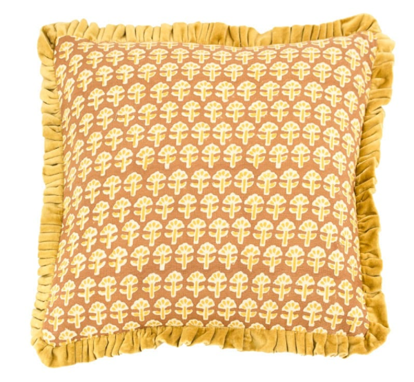 Kussen ‘Floral met Roezels’ Oker – Luxe Sierkussen 45x45cm met Bloemmotief