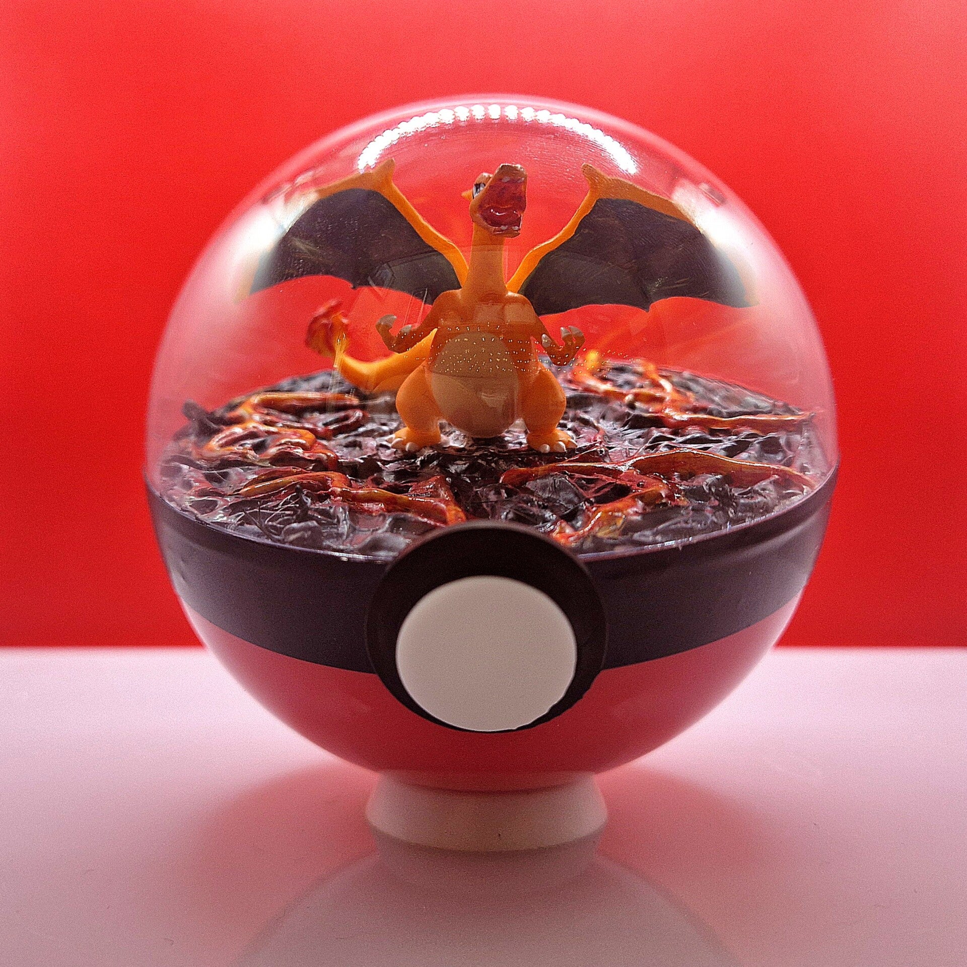 Pokéball - Dracaufeu Le Roi des Flammes