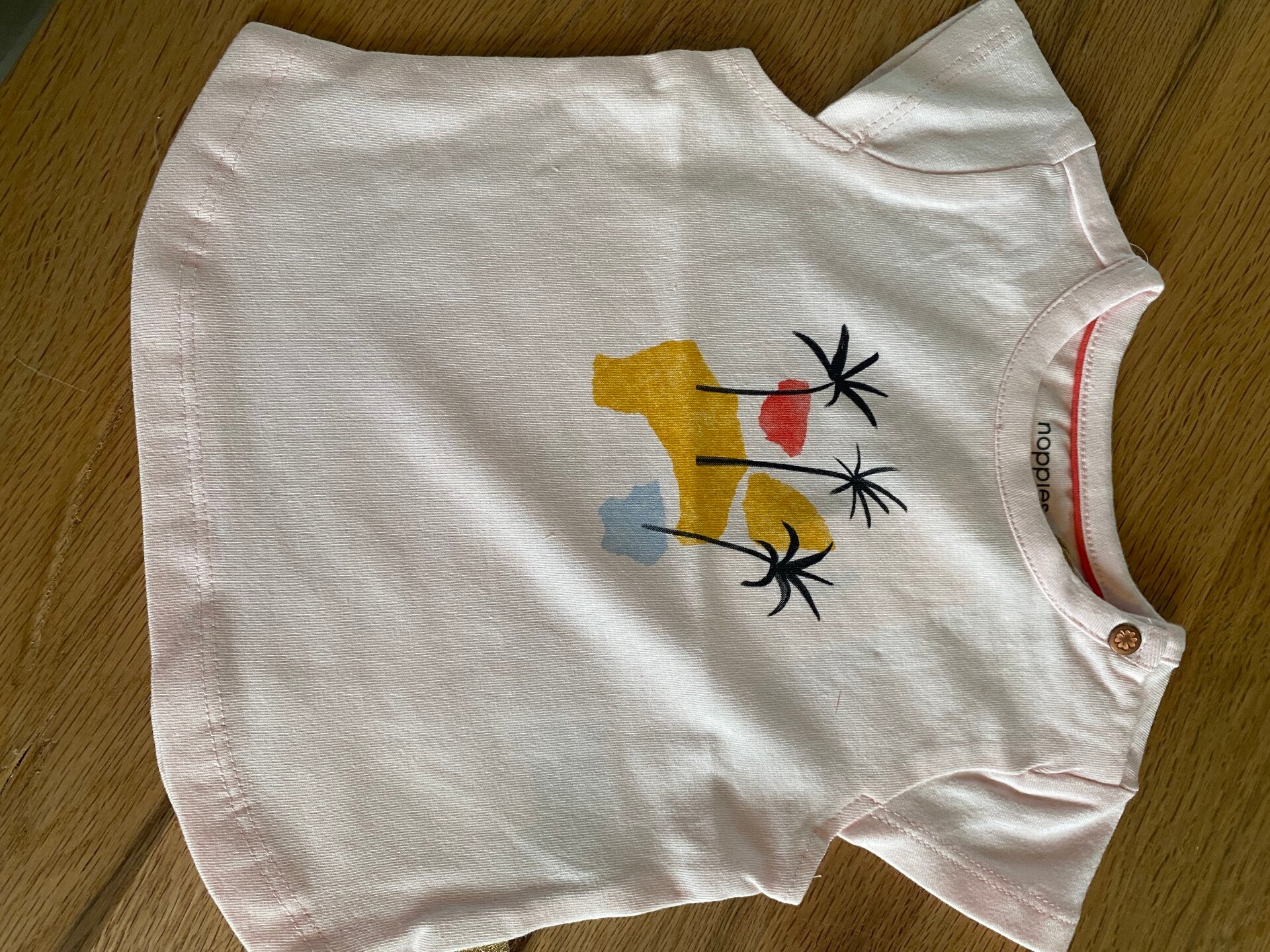 Noppies Vrolijk meisjes t-shirt roze