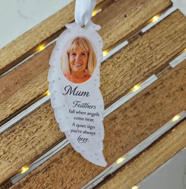 Personalised Photo Feathers Fall When Angles Come Near UV Printed Acrylic Feather