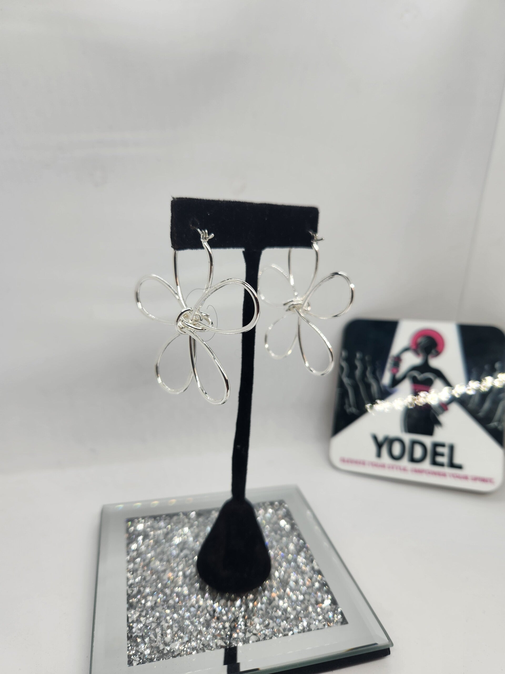 She Wired-EarGlaM