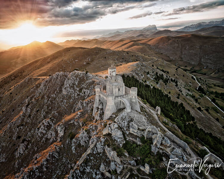 10rocca-calascio-standard-zuoa7d.jpg