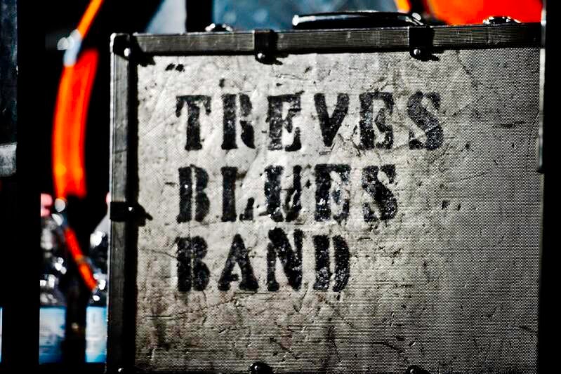 13trevesbluesband.jpg