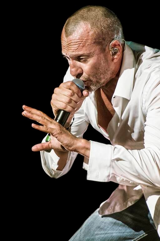 22biagioantonacci.jpg