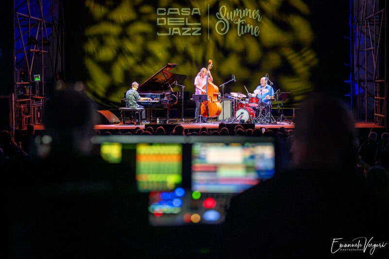 2fred-hersch-trio-feat-drew-gress-peter-erskine-standard.jpg