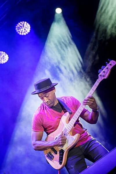 marcusmiller06.jpg