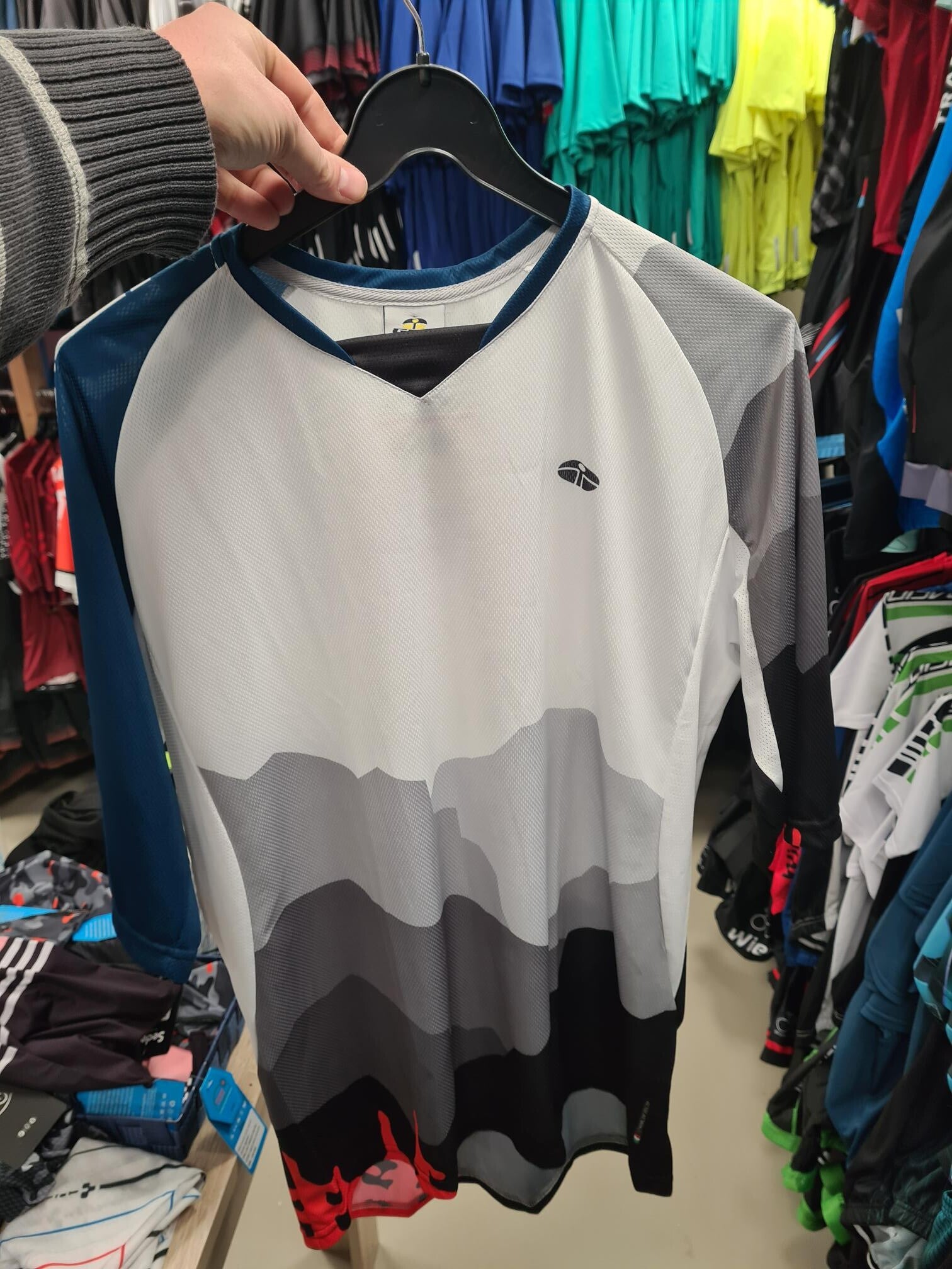 Sale MTB shirt maat M (valt ruim)