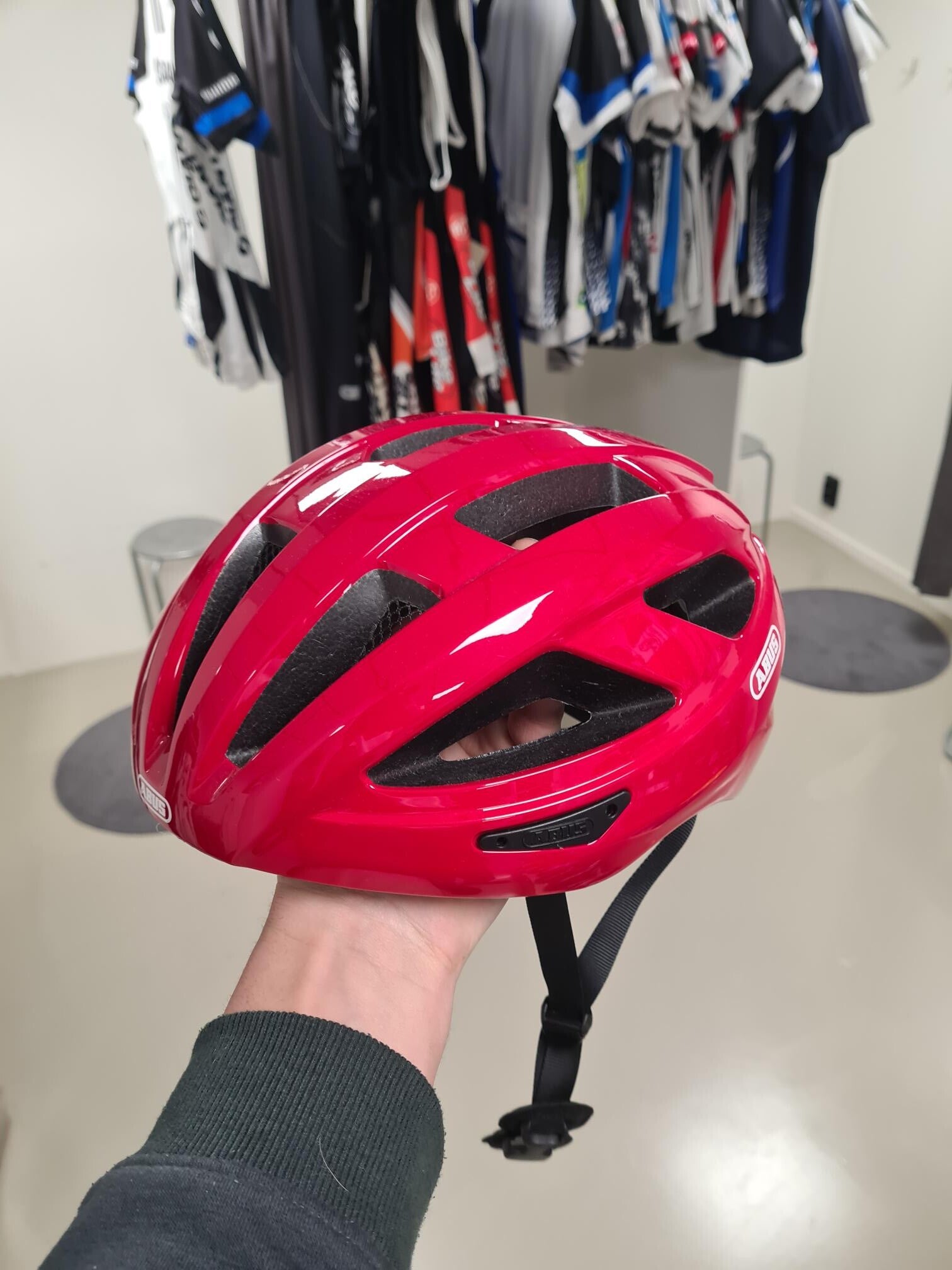 Sale accessoires Abus Macator rood maat L