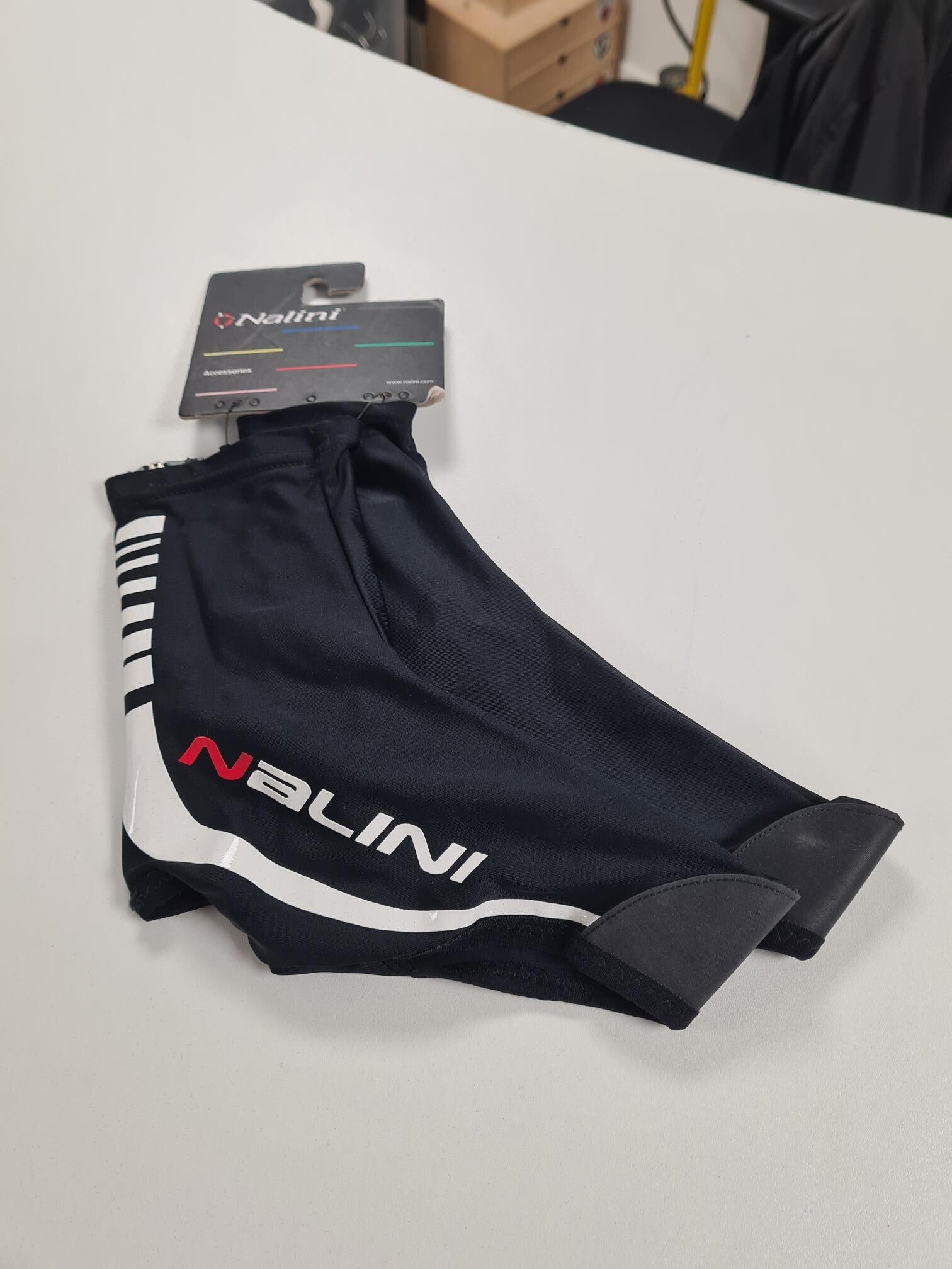 Sale Nalini schoenhoesjes maat L