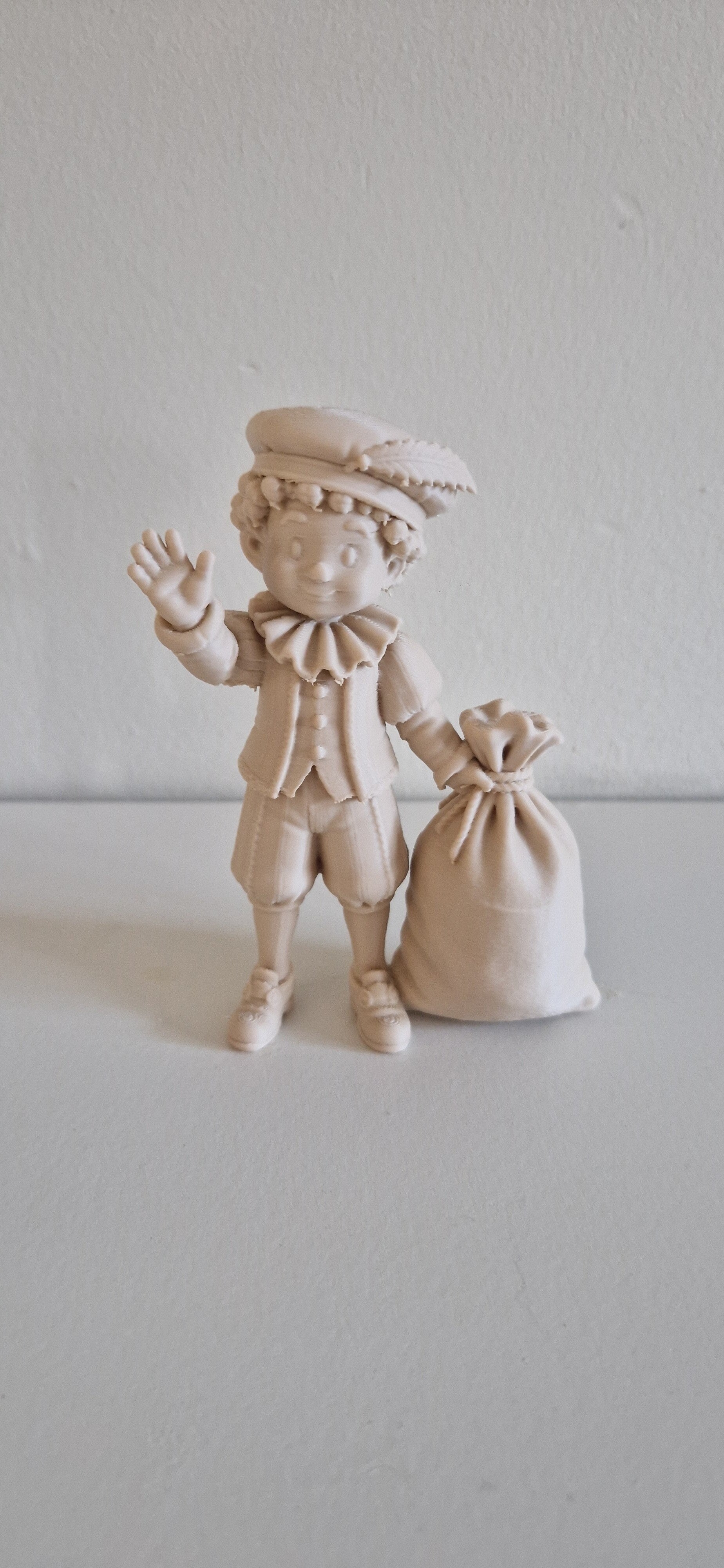 Piet beeldje beige