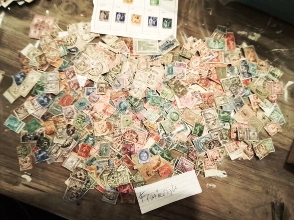 100 VERSCHILLENDE POSTZEGELS LAND NAAR UW KEUZE mist voorradig