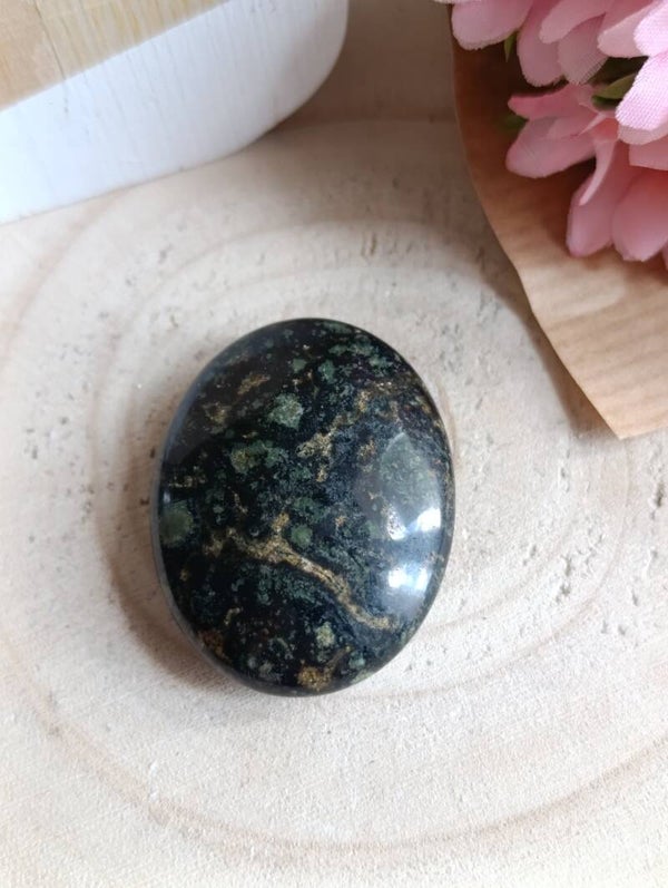 Galet 45 mm Jaspe KAMBABA A