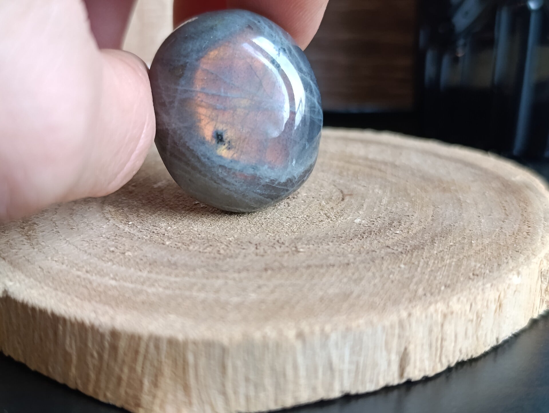 Petit Galet labradorite violette
