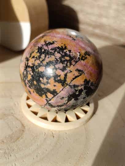 sphere Rhodonite 5,2cm