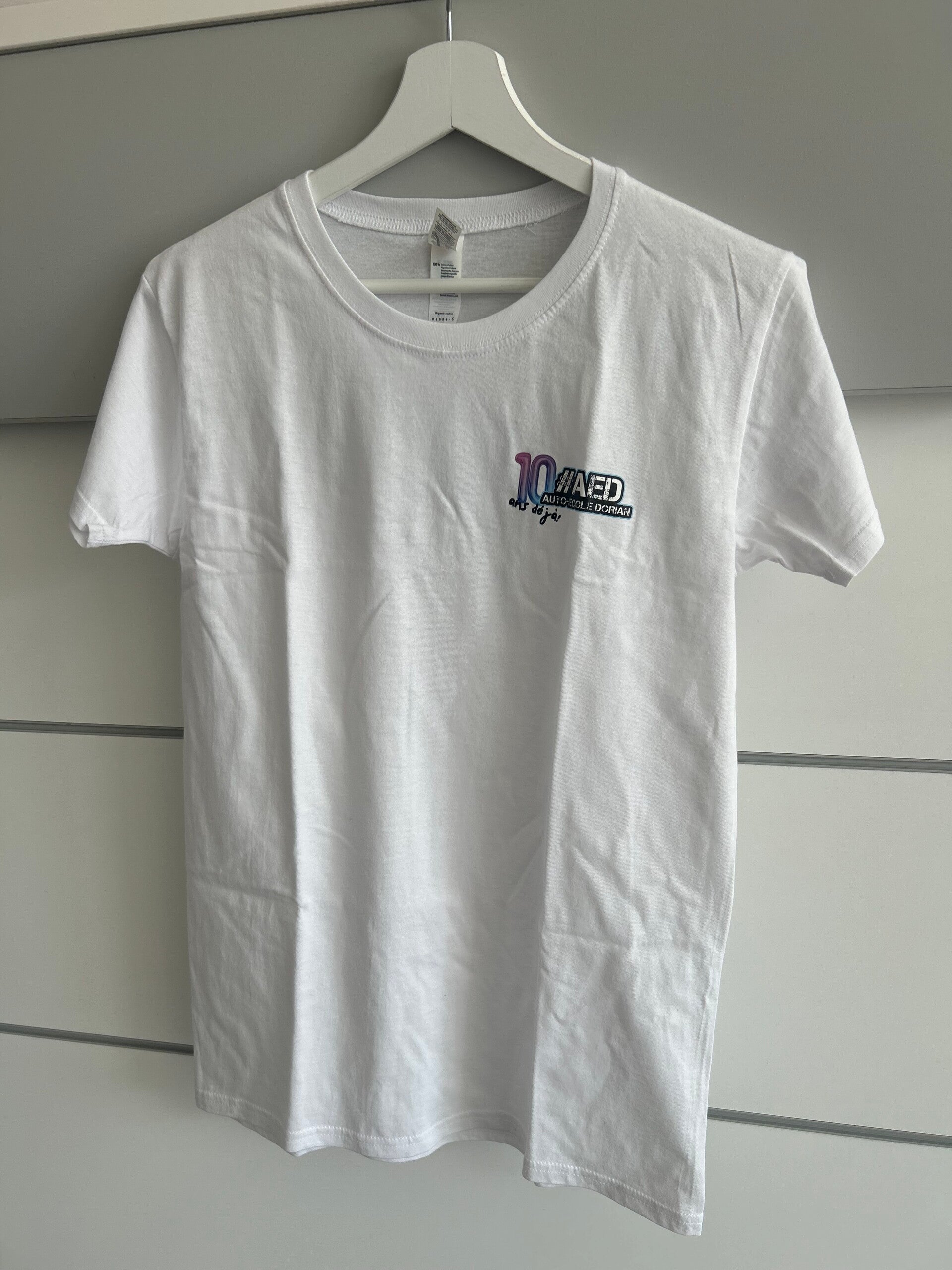 T-shirt Edition 10ans Anniversaire UNISEXE Taille S