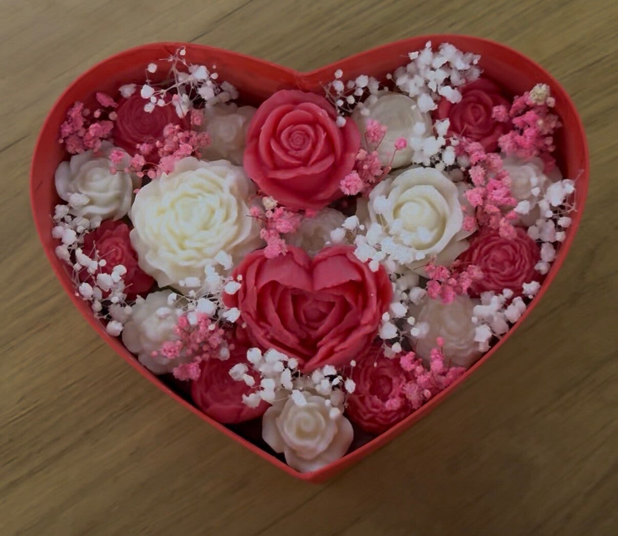 ❤️ Bouquet parfumé dans sa boîte cœur – Édition spéciale Saint-Valentin