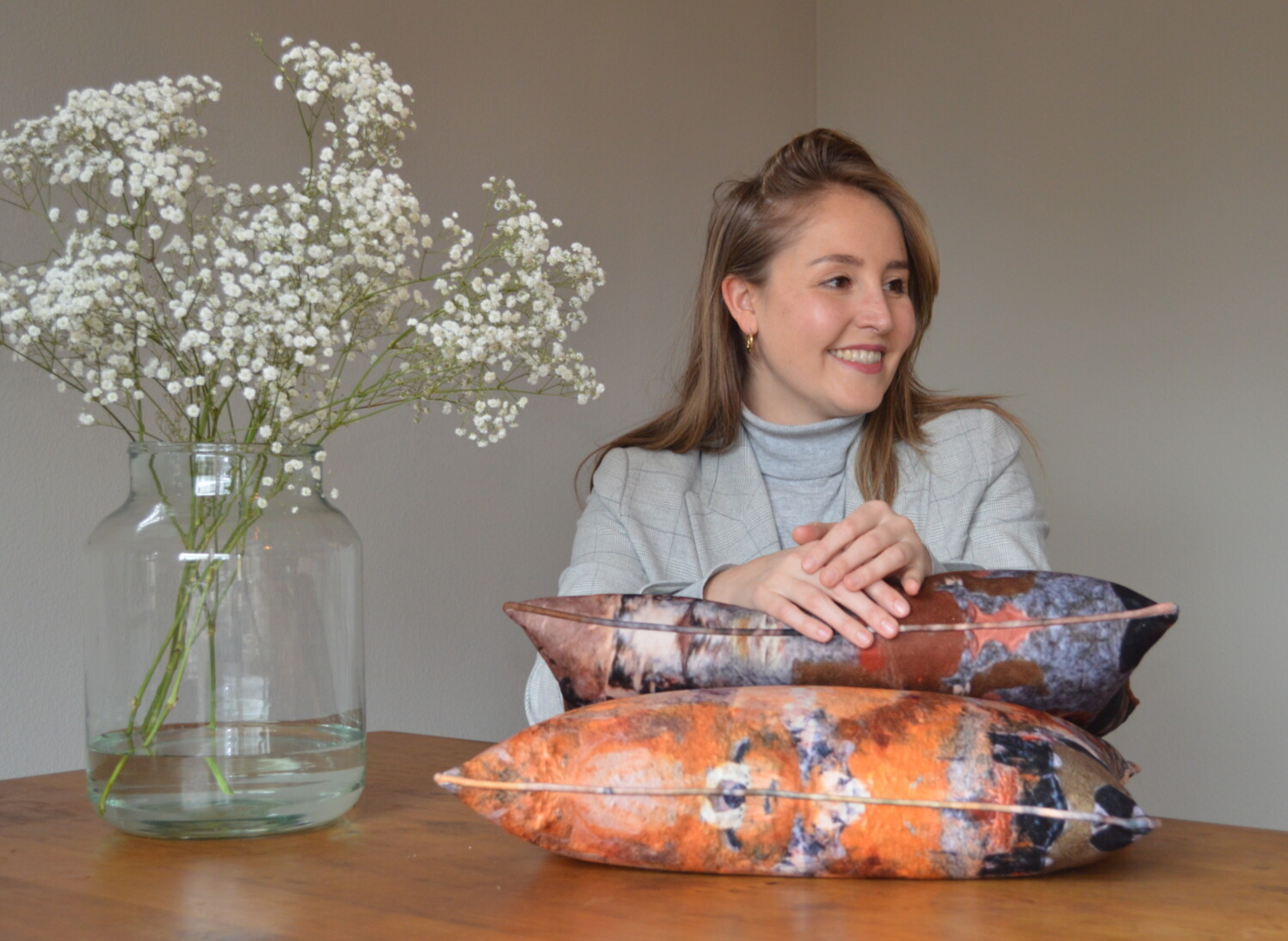 Portret foto Lotte Eijkens eigenaar van Studio EYK 