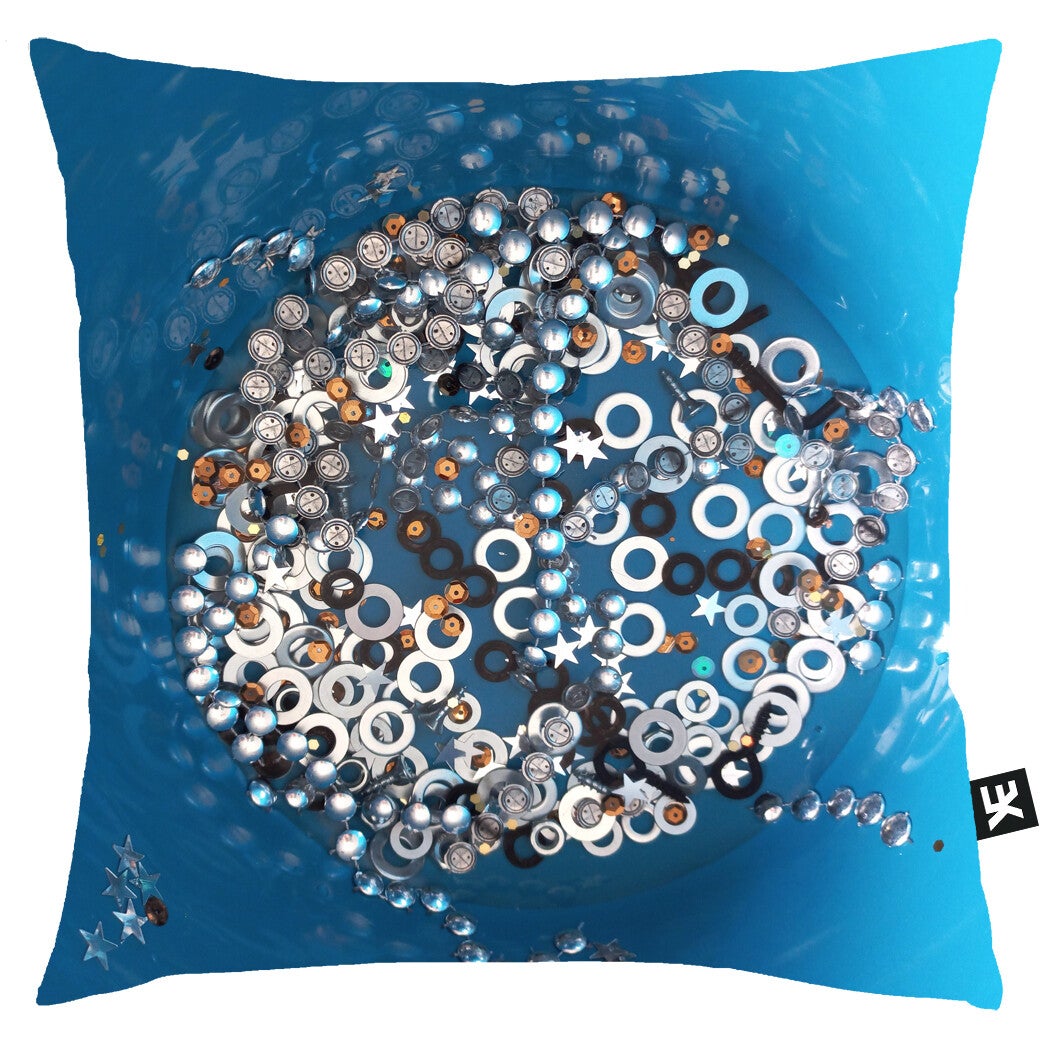 SIERKUSSEN ANGELIKA POELS | 'FLOATING FUTURE SIX'