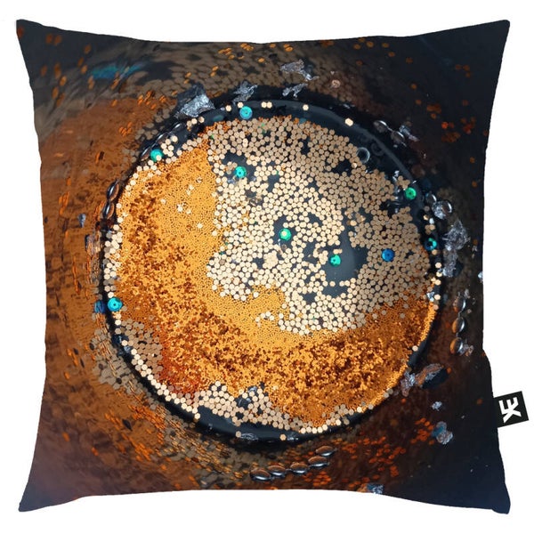 SIERKUSSEN ANGELIKA POELS | 'INTO THE NEXT FUTURE ONE'