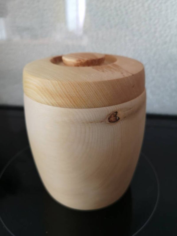 Salzfässli aus Bünder Arvenholz