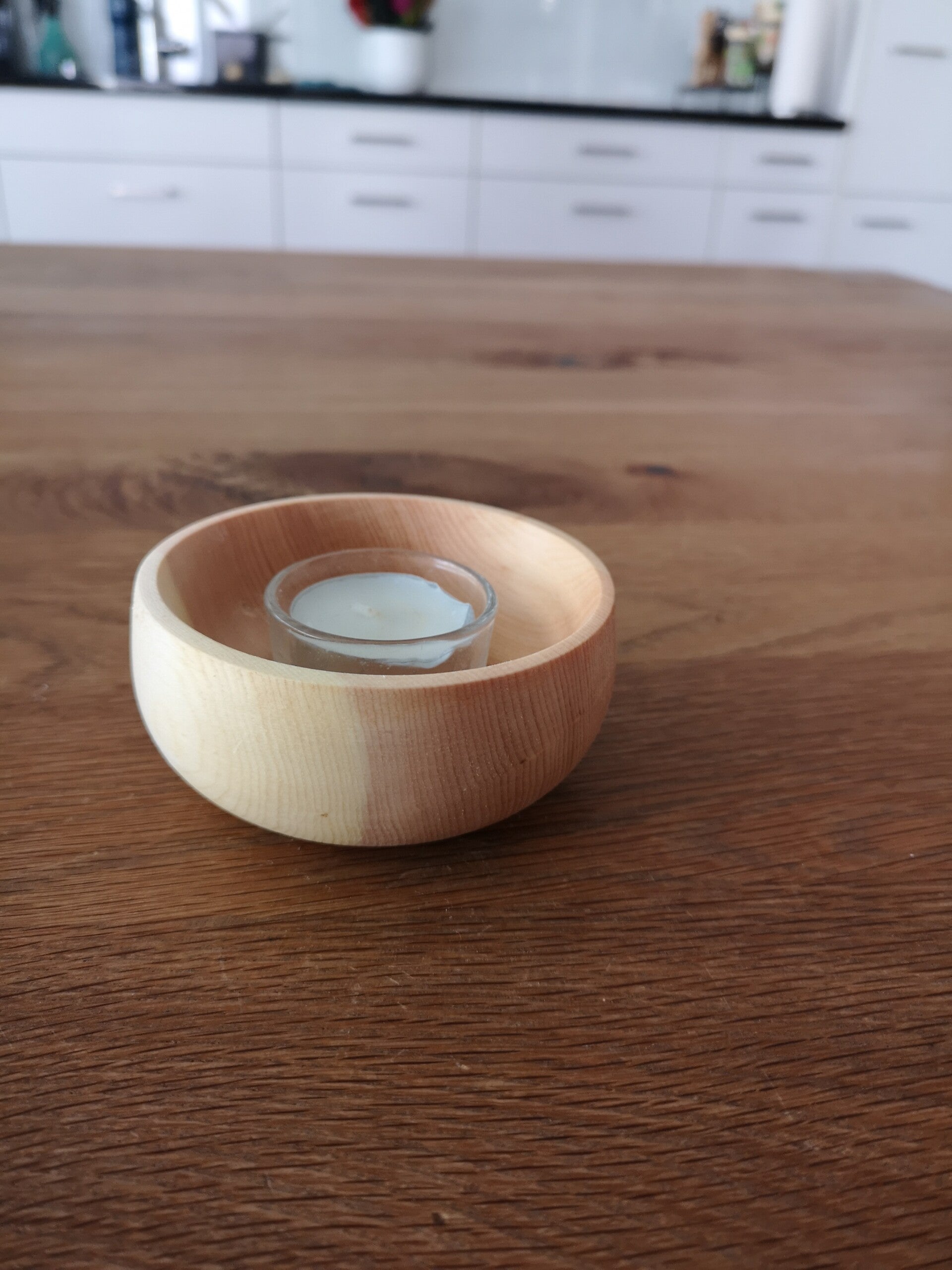 Teelicht aus Arvenholz