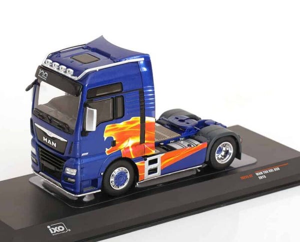 IXO Models MAN TGX XXL D38 - 2020