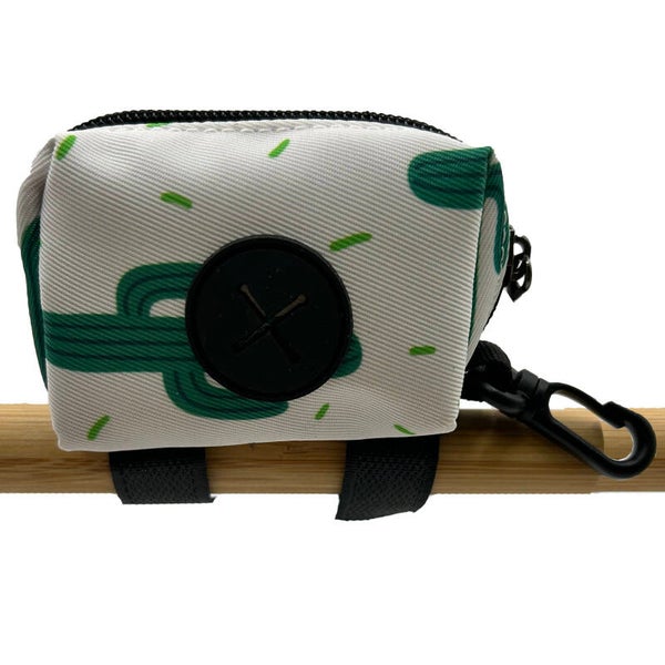 Waggin Tails Latched Poop Bag Holder
