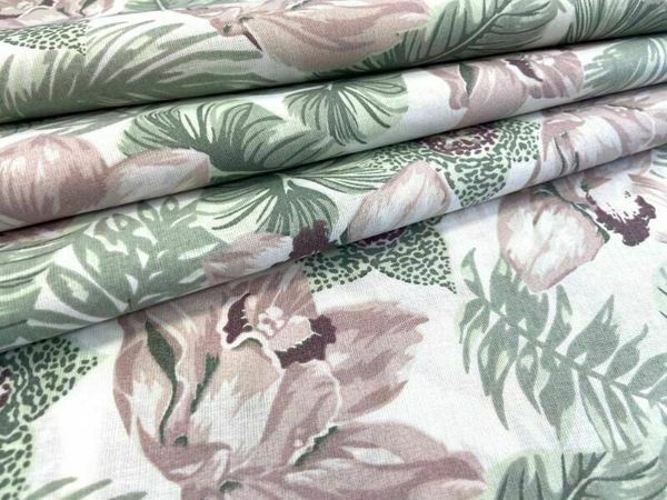 50 cm Baumwollstoff Floral Clematis Blumen Rosa Grün Pastell   PATCHWORK Meterware