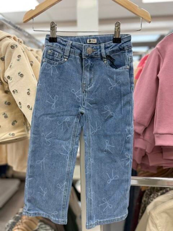 Daily 7 jeans met strikjes print