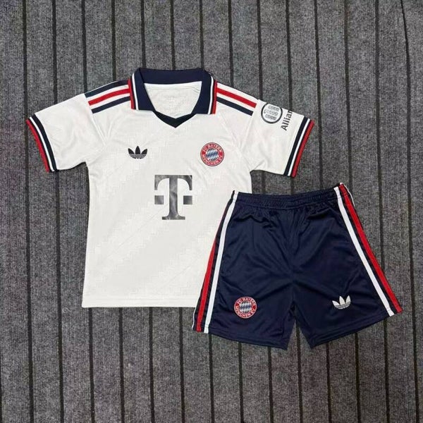 Completo calcio trasferta bambino Bayern Monaco 2026/2027