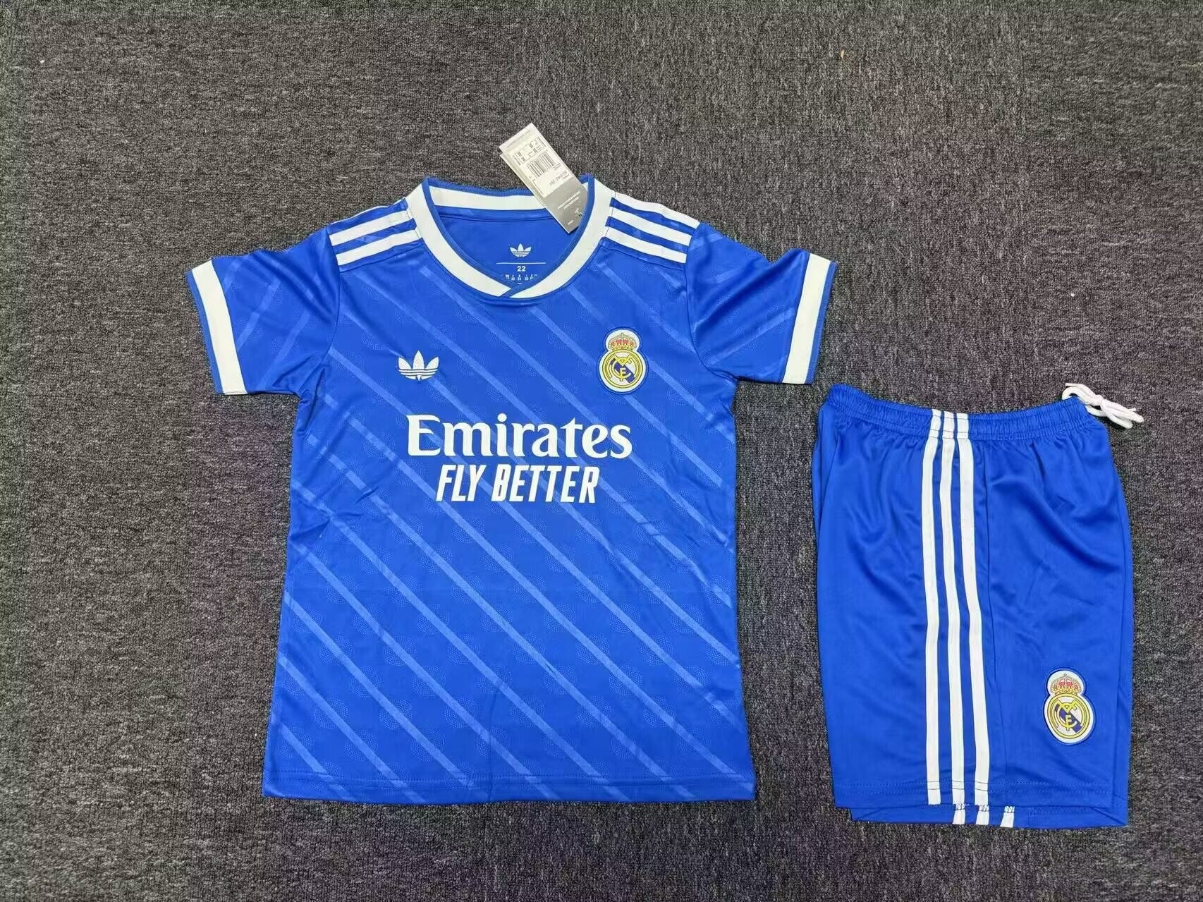 Completo calcio trasferta terza bambino Real Madrid 2025/2026