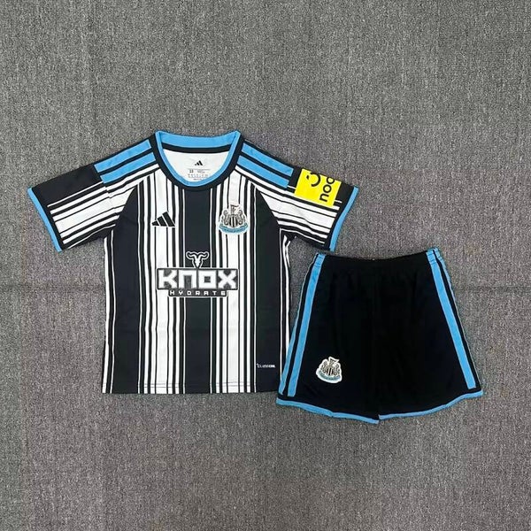 Completo calcio casa bambino Newcastle 2026/2027