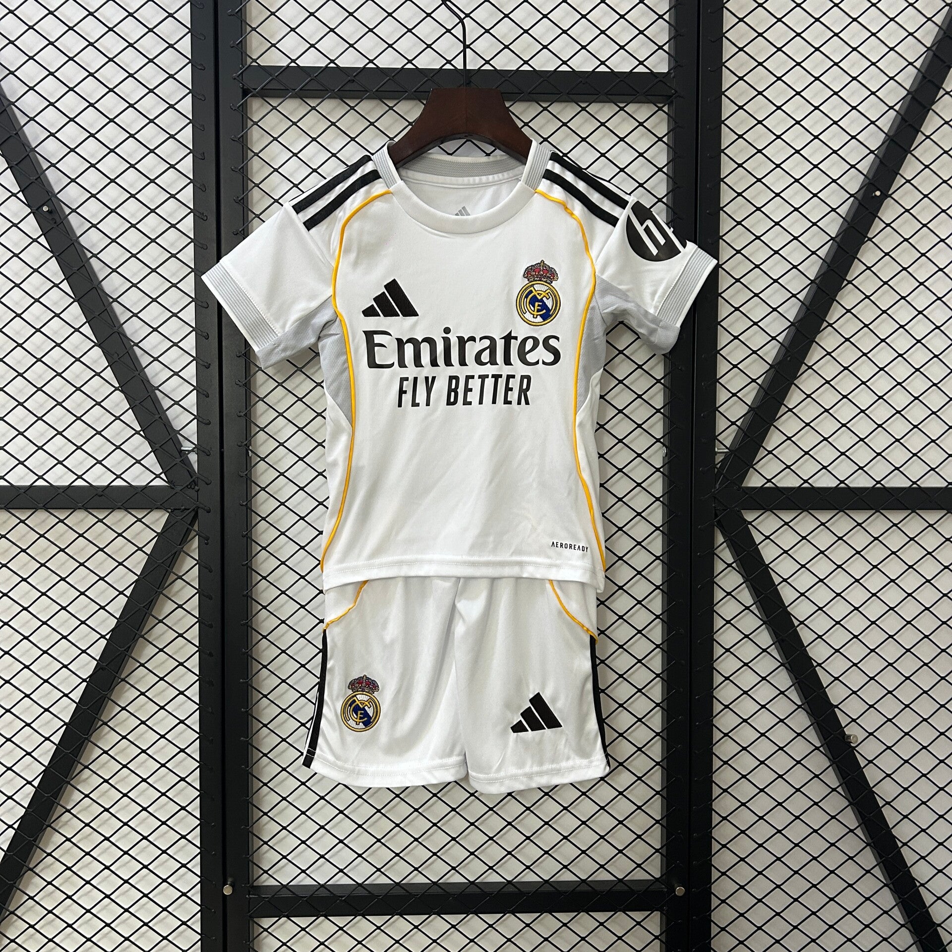 Completo calcio casa bambino Real Madrid 2025/2026