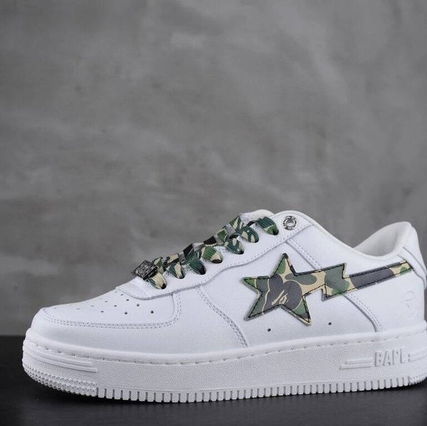Bapesta white and green camouflage
