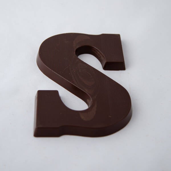 grote letter met speculaasvulling