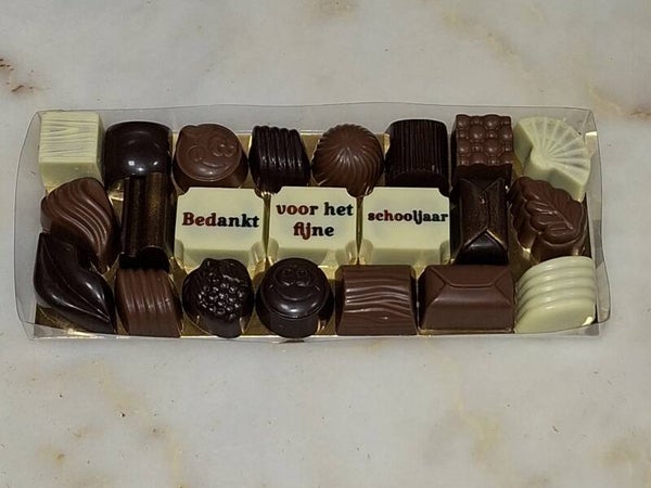 bedankt fijne schooljaar doos 9
