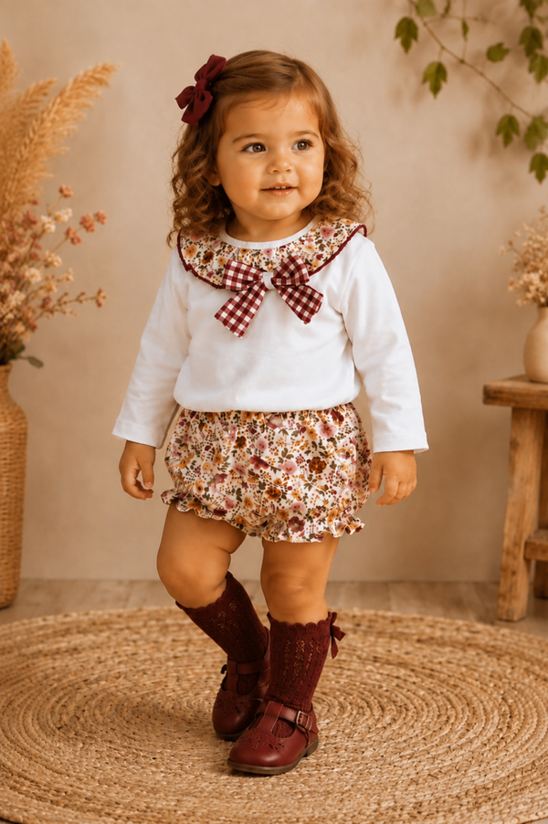 Conjunto flores burdeo