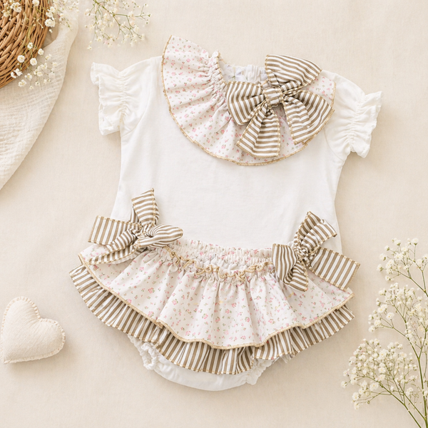 Conjunto beig rallas niña