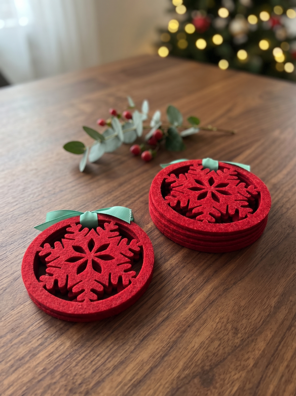 ❄️ Zestaw Filcowych Podkładek Śnieżynka – Zimowa Magia ☕ 6szt. Czerwone