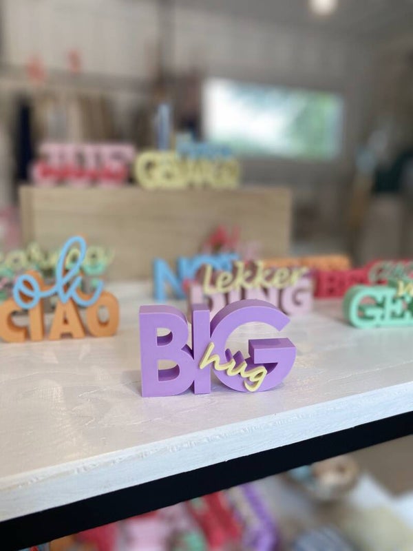 Wordpop Big Hug