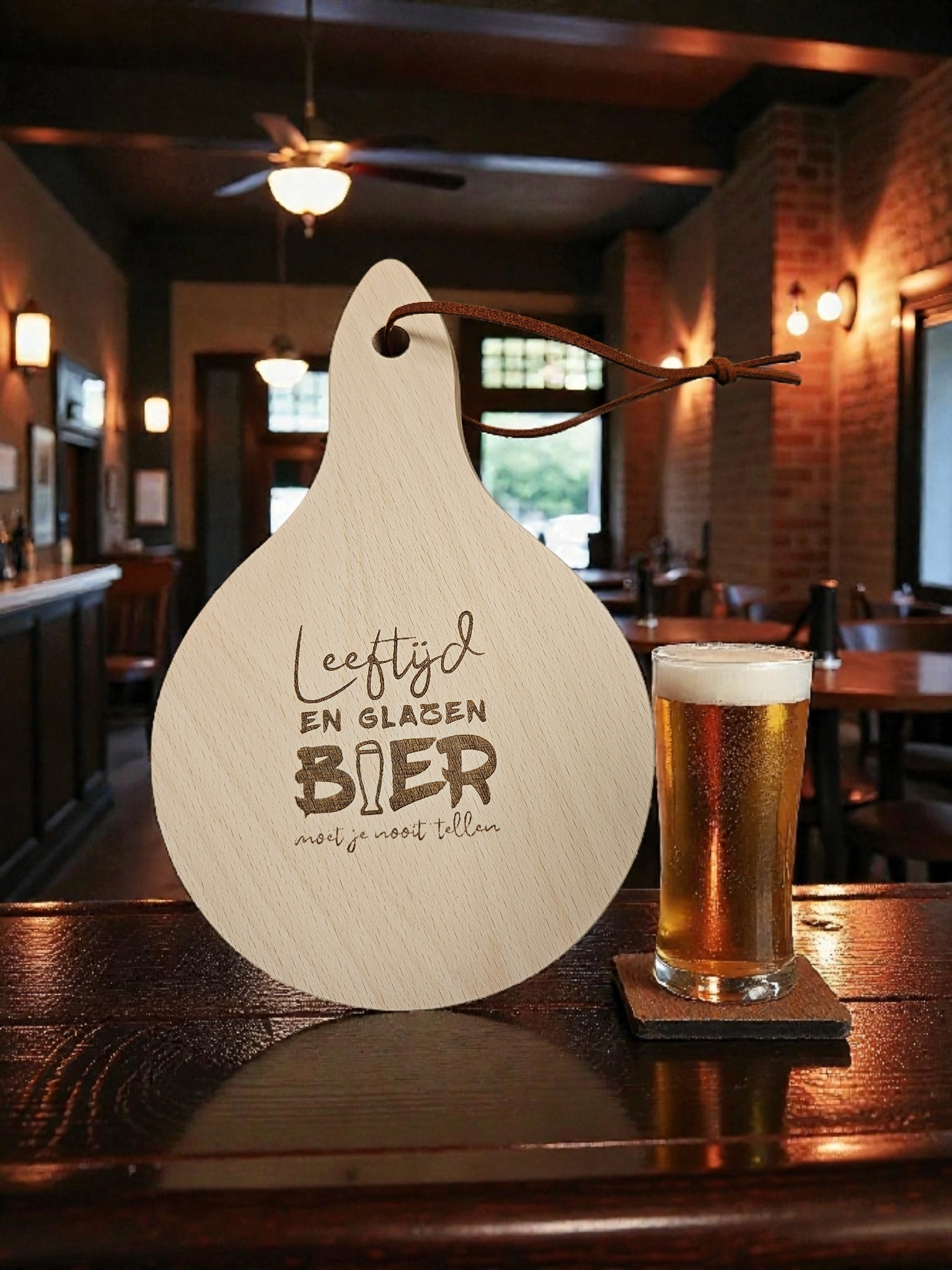 Borrelplankje leeftijd en bier