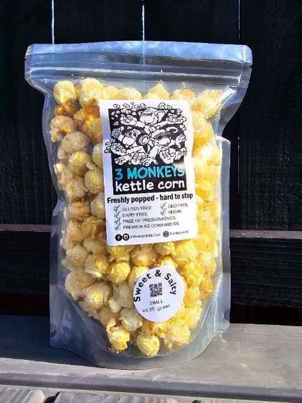 3 Monkeys Kettle Corn Sweet & Salty Small 135g