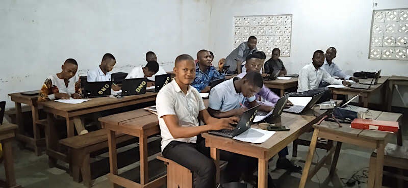 Formation en informatique pour l'ISP