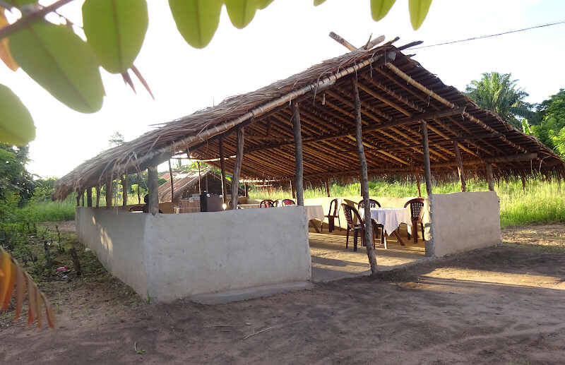Terrasse - bar de l'ONG