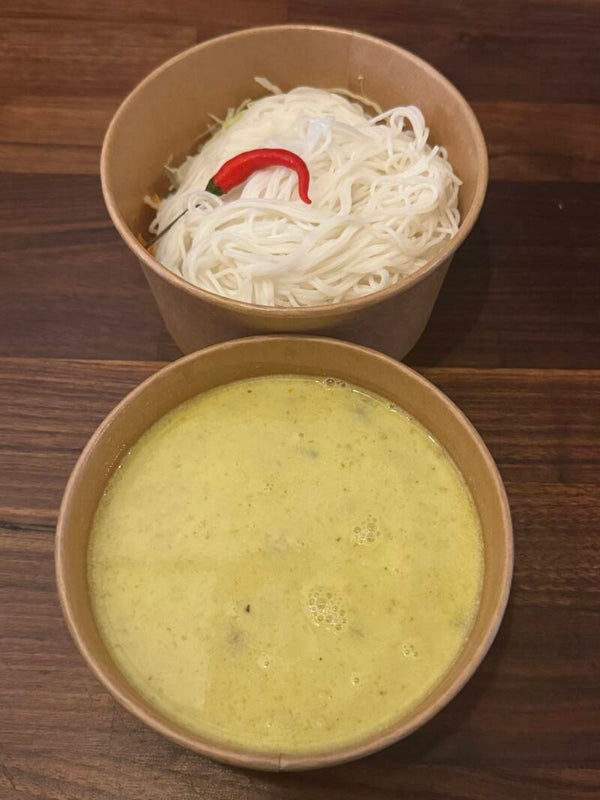 Soupe NOM BANH CHOK POISSON 🐟