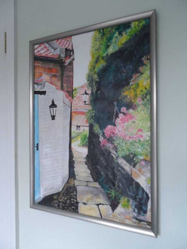 ROBINHOODS BAY PASSAGEWAYS AND ALLYWAYS.