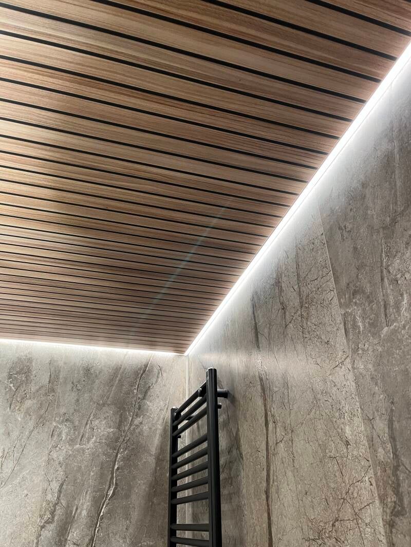 led strip in plafond