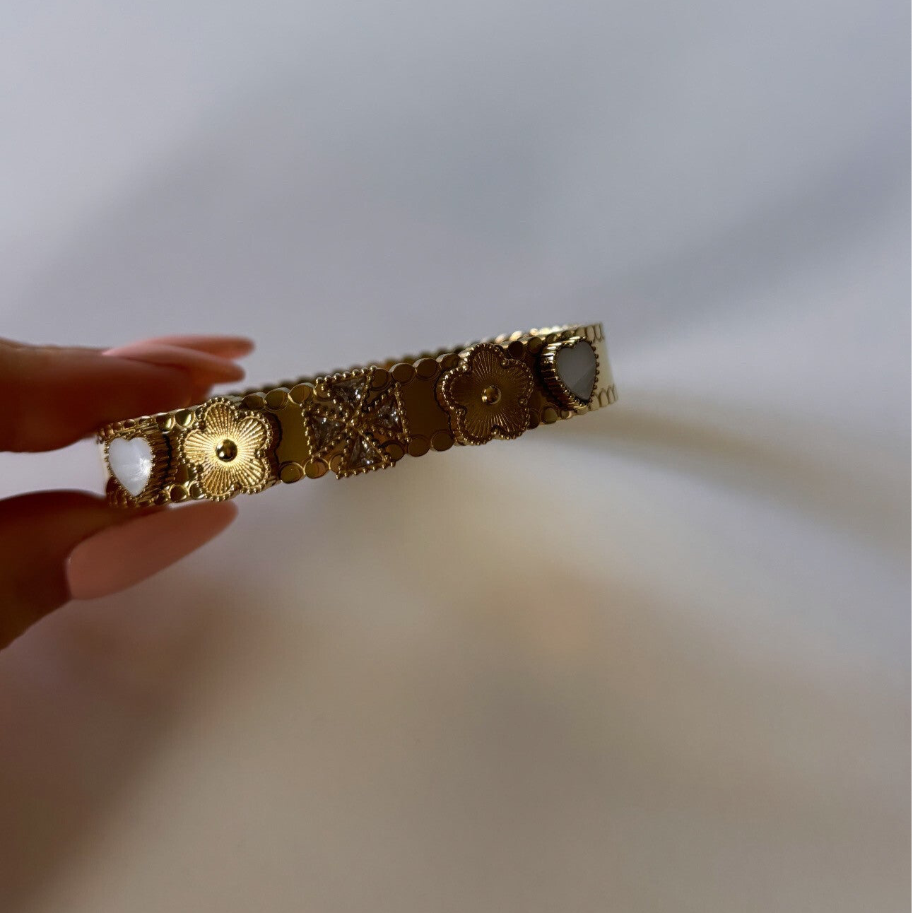 Gold bangle