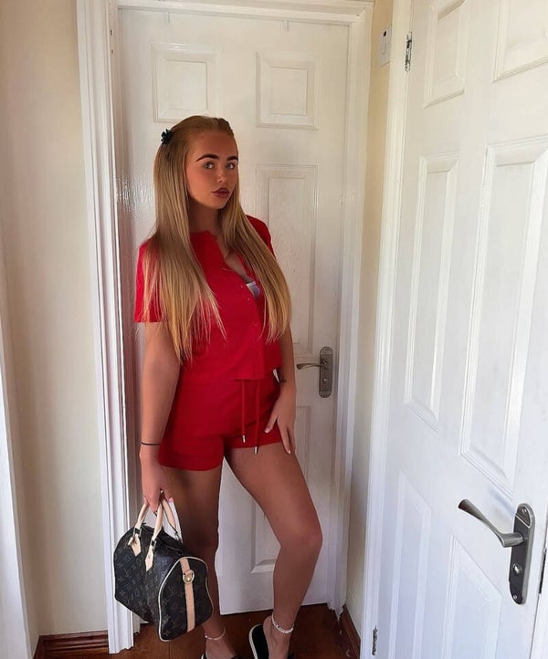 Red button short set