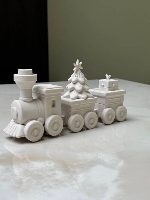 Kersttrein met Boom en Cadeautjes | 10,5 cm